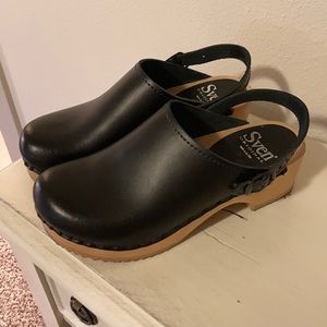 Black Sven Clogs - Excellent Condition